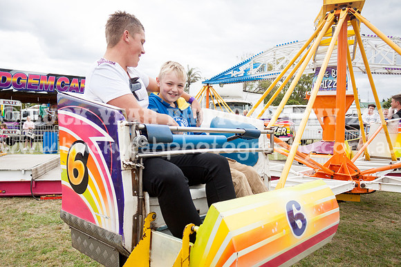 Singleton Show 15 -552