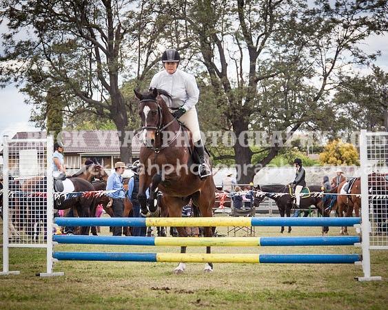 Singleton Show 15 -558